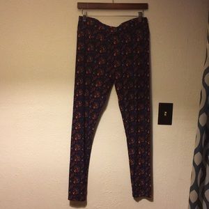 Lularoe tall and curvy leggings